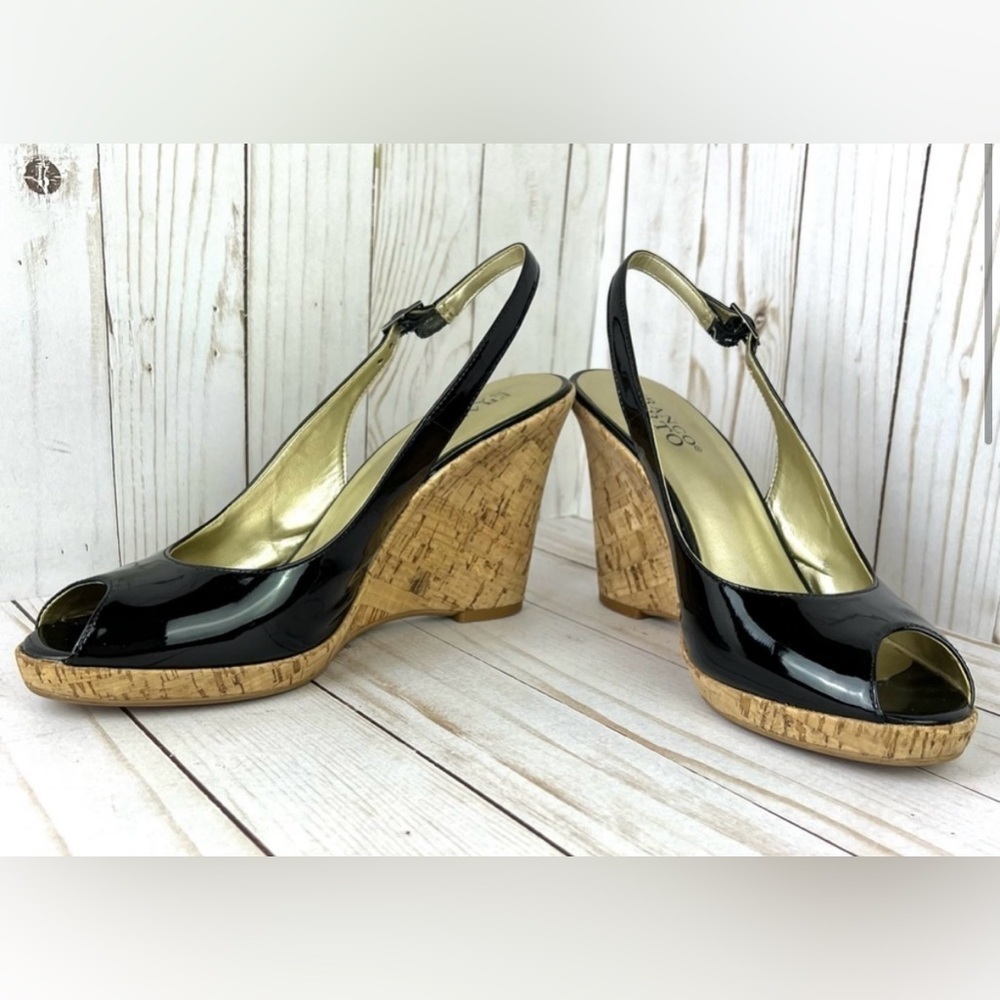 Franco Sarto patent leather wedge heel sandals - size 8.5
